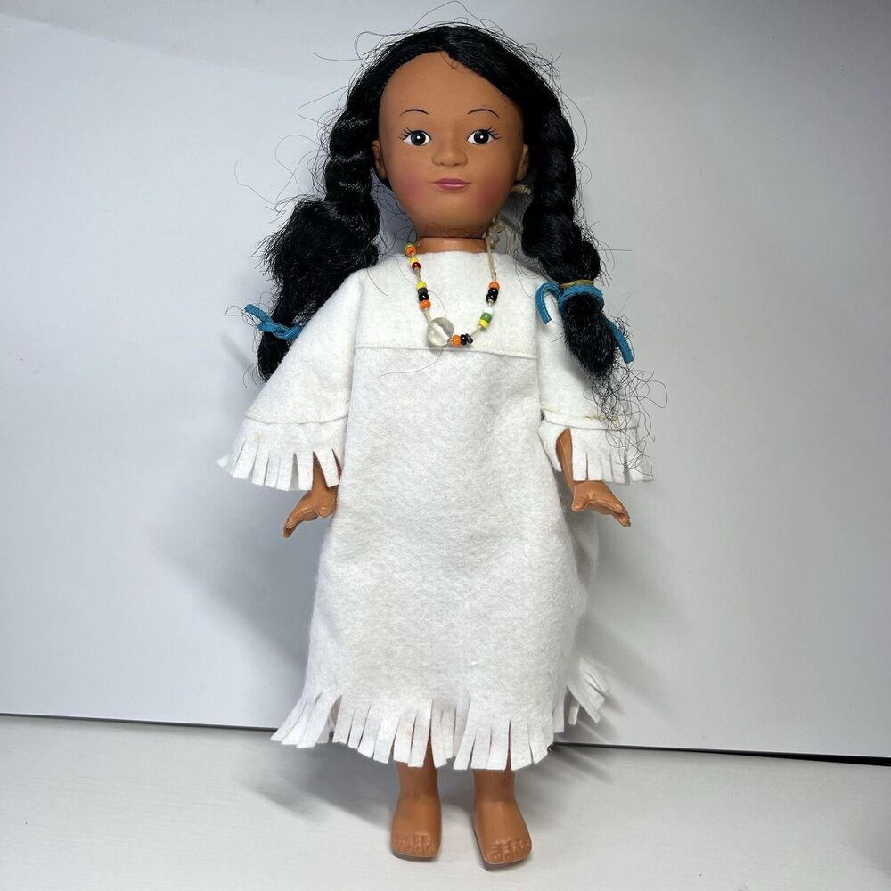 Vintage 1988 Loretta Daum Byrne Native American Indian Doll 13" White Felt Dress